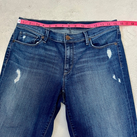 LOFT Modern Straight Light Distressed Jeans - Size 6/28 - Picture 8 of 10